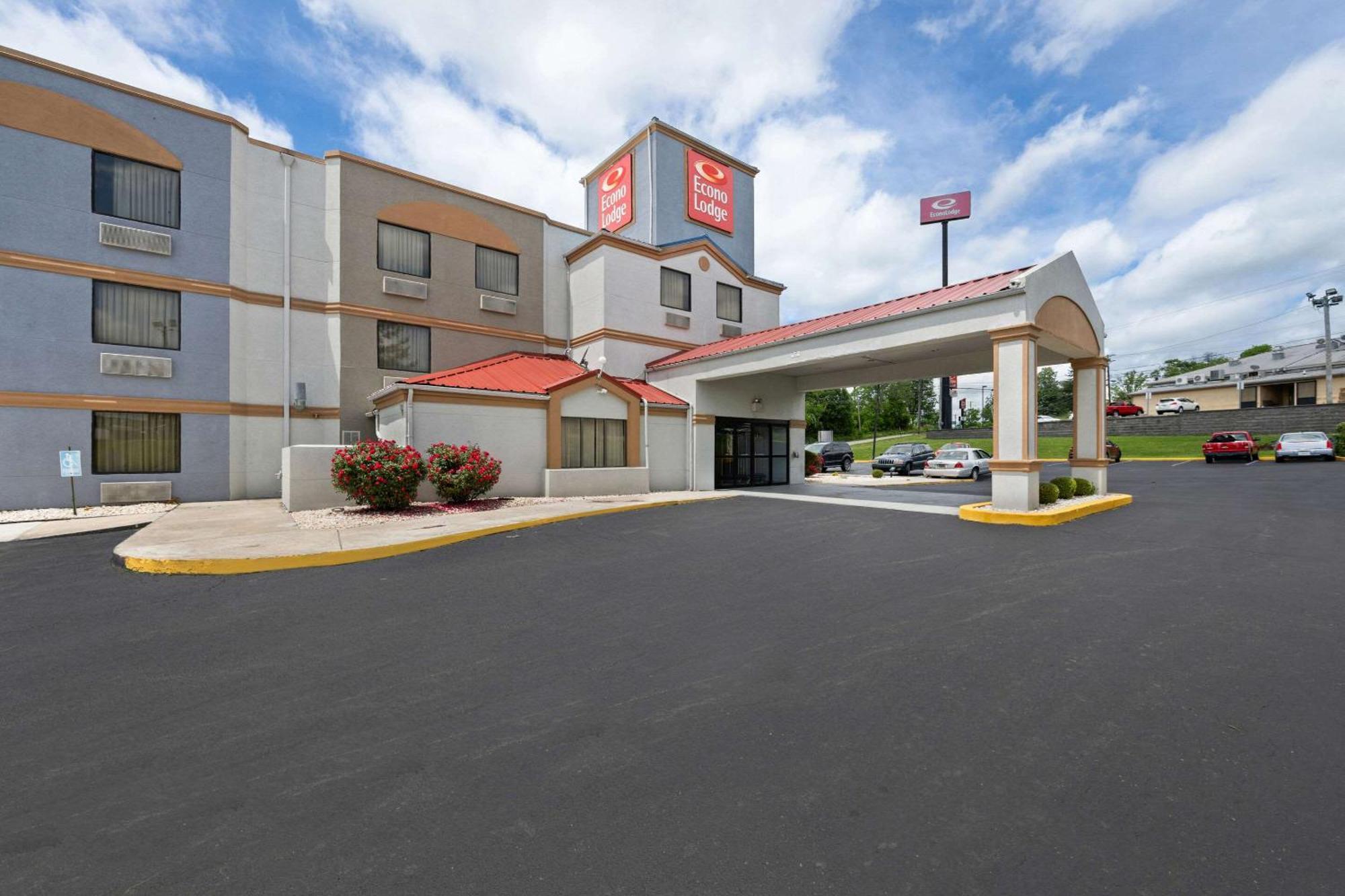 Econo Lodge London Exterior photo